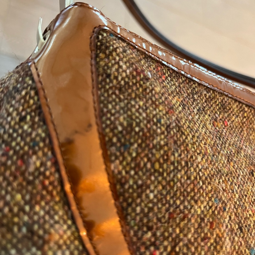 Bottega Veneta Vintage Tweed Patent Leather Copper Color Leather Shoulder Clutch - Picture 17 of 17